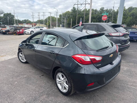 2018 Chevrolet Cruze LT Auto