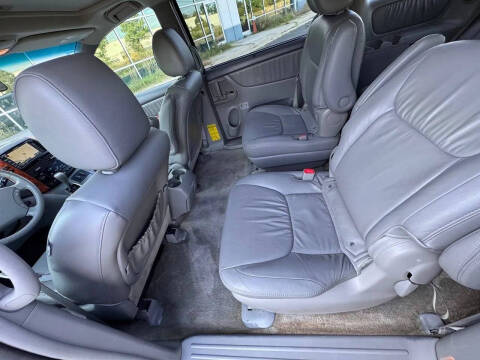 2010 Toyota Sienna