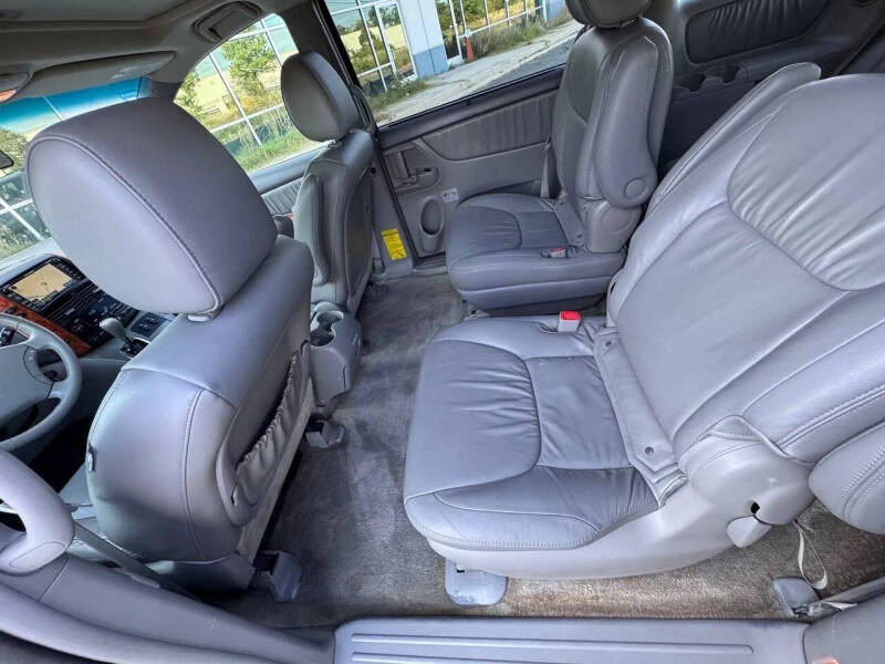 2010 Toyota Sienna