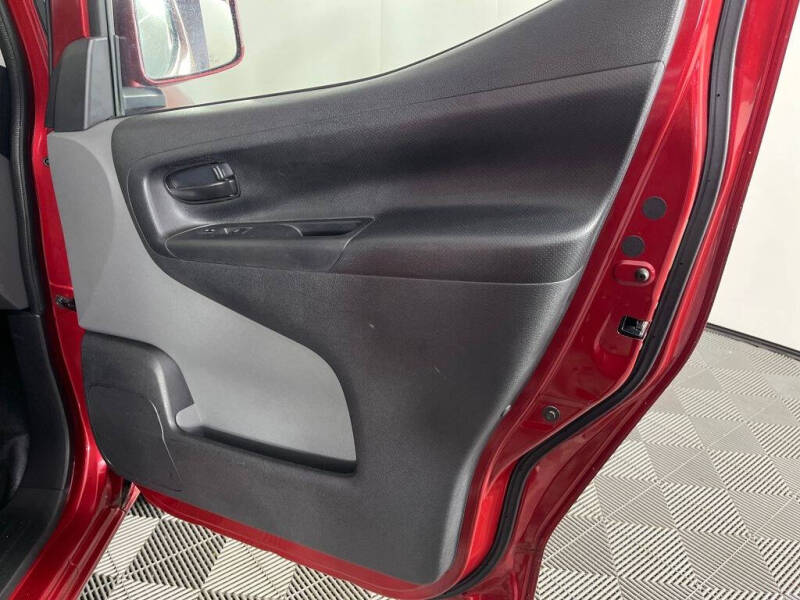 2015 Nissan NV200 SV