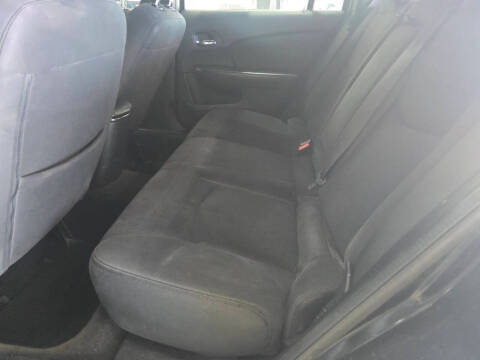 2012 Chrysler 200 LX