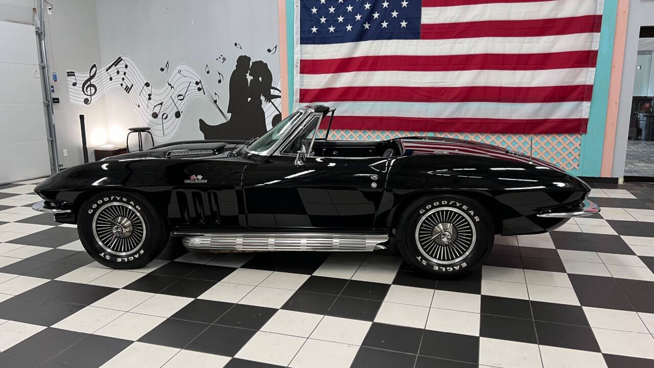 1966 Chevrolet Corvette 37