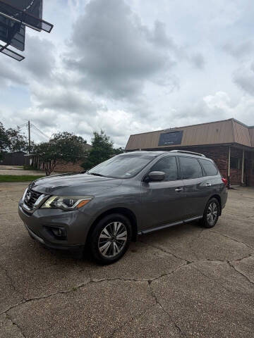 2017 Nissan Pathfinder SL