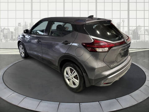2021 Nissan Kicks S