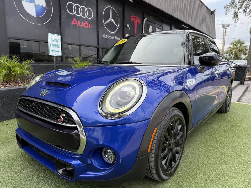 2021 MINI Hardtop S's photo