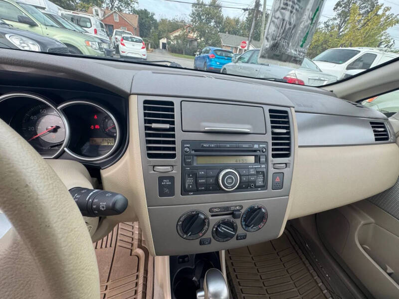 2009 Nissan Versa 1.8 S