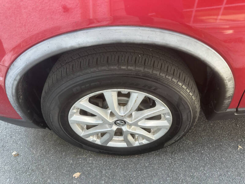 2017 Nissan Rogue SV