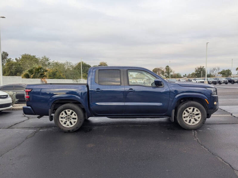 2022 Nissan Frontier SV