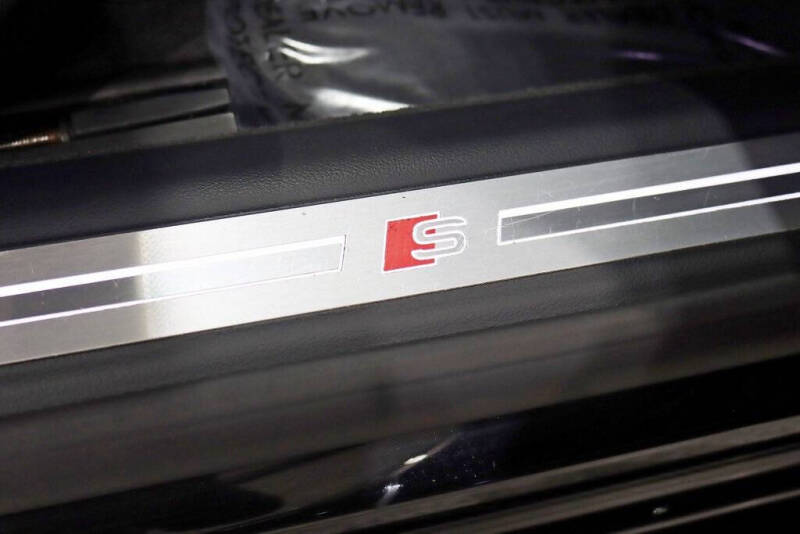 2022 Audi S8 4.0T quattro