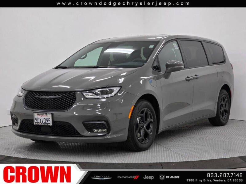 2022 Chrysler Pacifica Hybrid Touring L