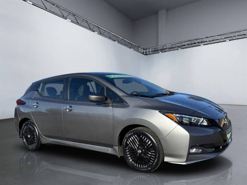 2024 Nissan LEAF SV PLUS