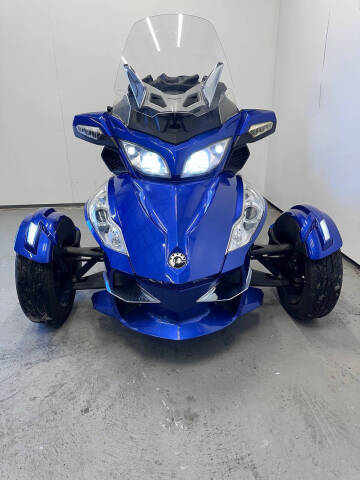2013 Can-Am Spyder RT-S SM5