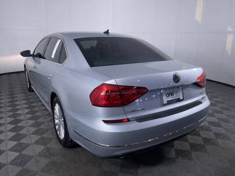 2016 Volkswagen Passat 1.8T SE