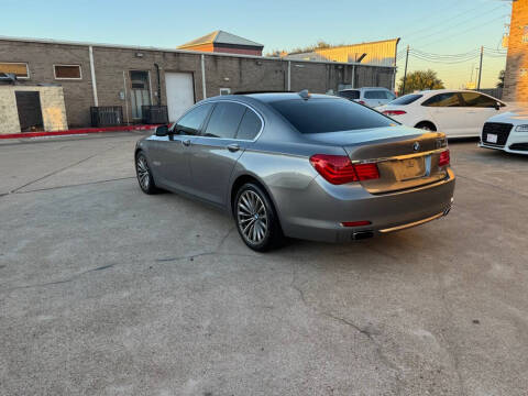 2011 BMW 7 Series 740i
