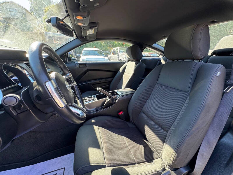 2014 Ford Mustang V6