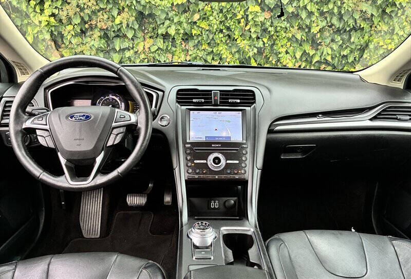 2019 Ford Fusion Energi Titanium