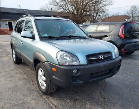 2005 Hyundai Tucson for sale at I Car Motors in Joliet IL