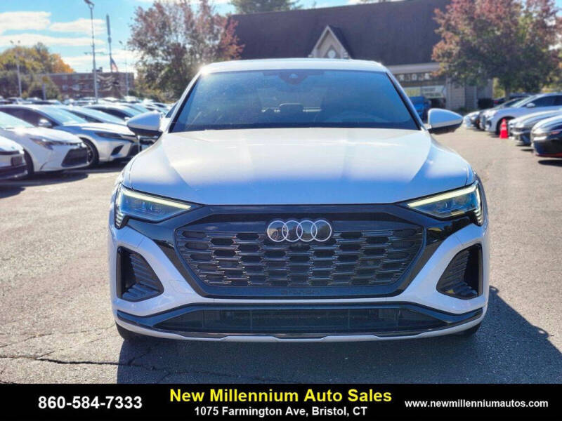 2024 Audi Q8 Sportback e-tron quattro Prestige S line