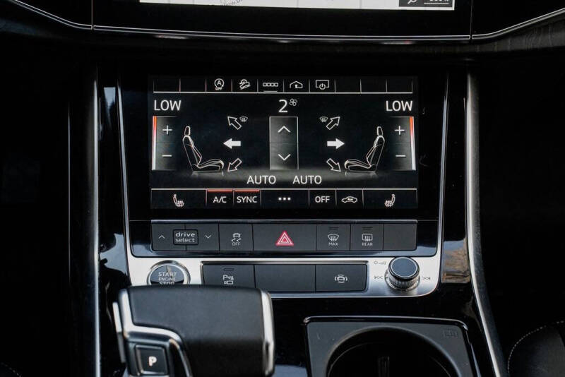 2021 Audi Q8 quattro Premium 55 TFSI