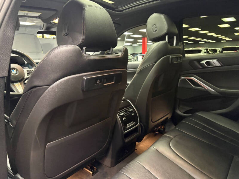 2021 BMW X6 sDrive40i