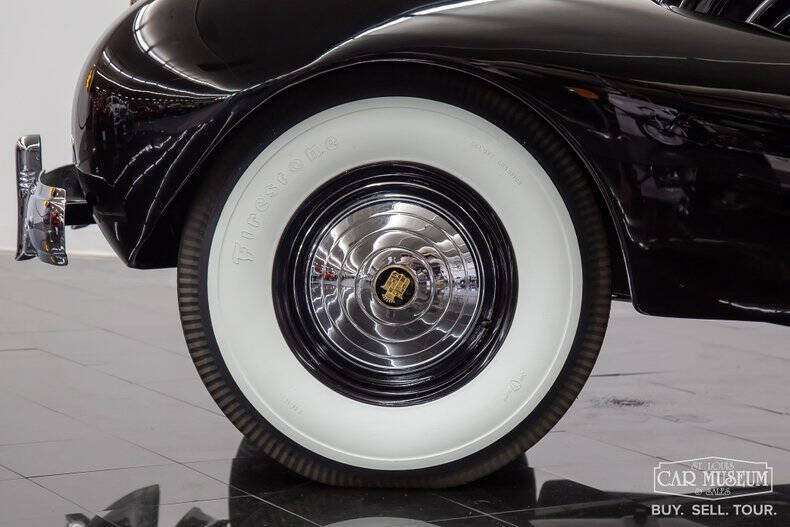 1937 Cadillac Series 85