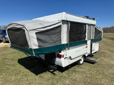 2004 Fleetwood RV POP UP