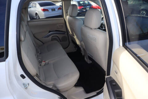 2008 Mitsubishi Outlander SE