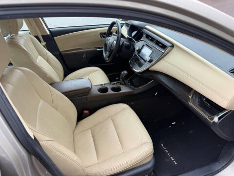 2016 Toyota Avalon XLE Plus