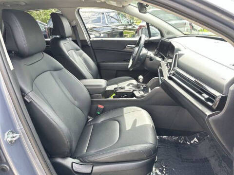 2024 Kia Sportage EX
