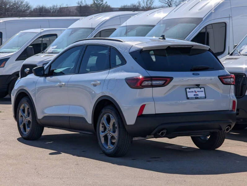 2026 Ford Escape ST-Line