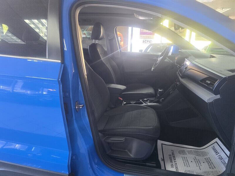 2024 Volkswagen Taos SE 4Motion