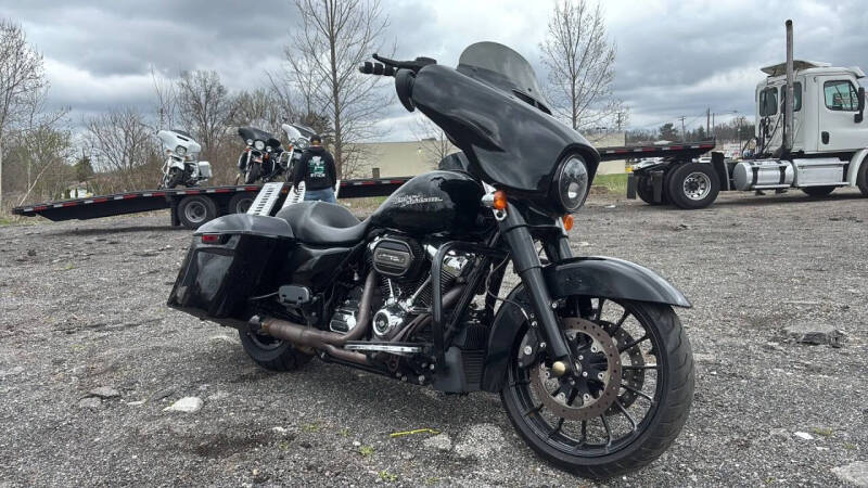 2017 Harley-Davidson Street Glide Special