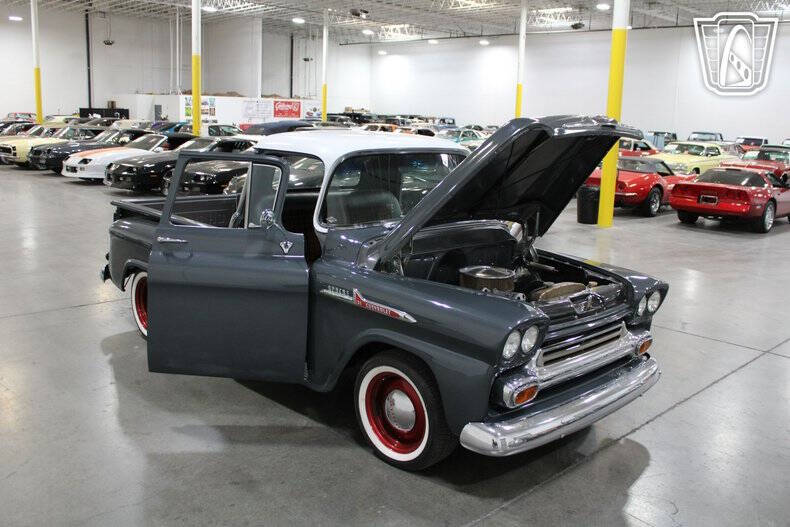 1958 Chevrolet Apache