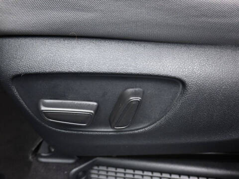 2022 Toyota Sienna LE 8-Passenger