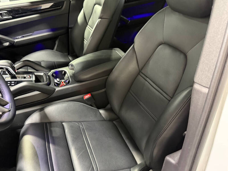 2022 Porsche Cayenne