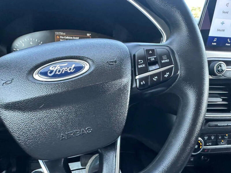 2020 Ford Escape SE