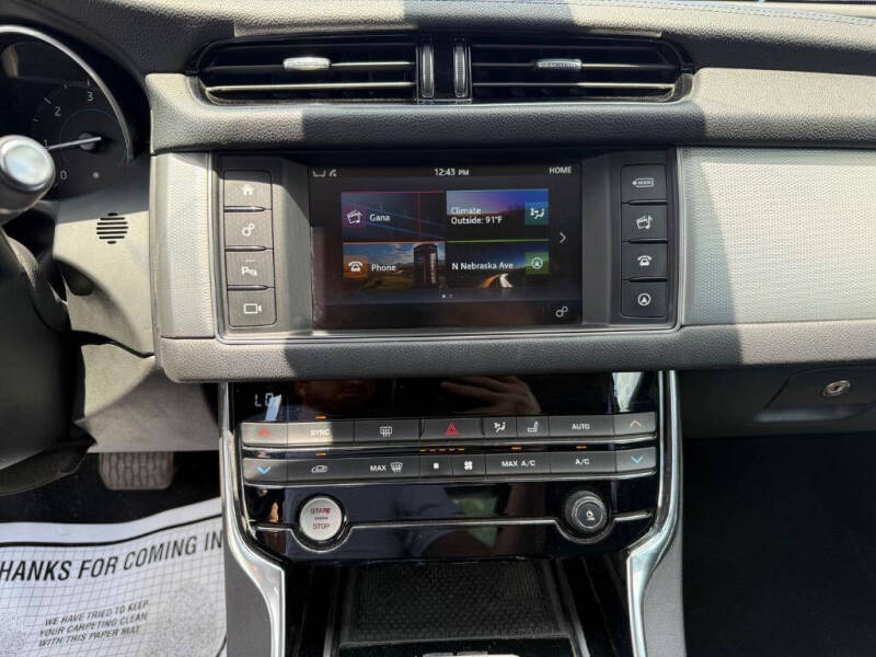 2017 Jaguar XF 20d Prestige