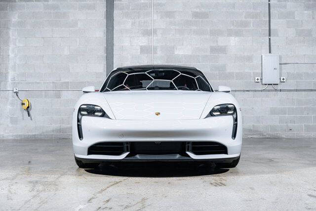 2021 Porsche Taycan Turbo