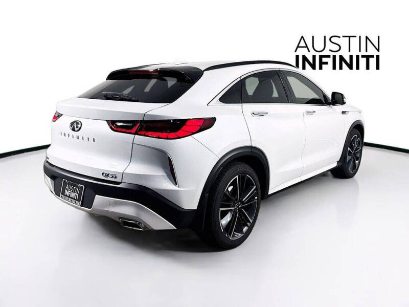 2025 Infiniti QX55 Essential