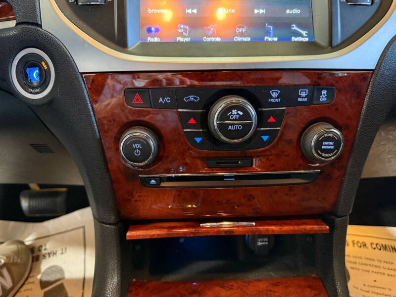 2013 Chrysler 300