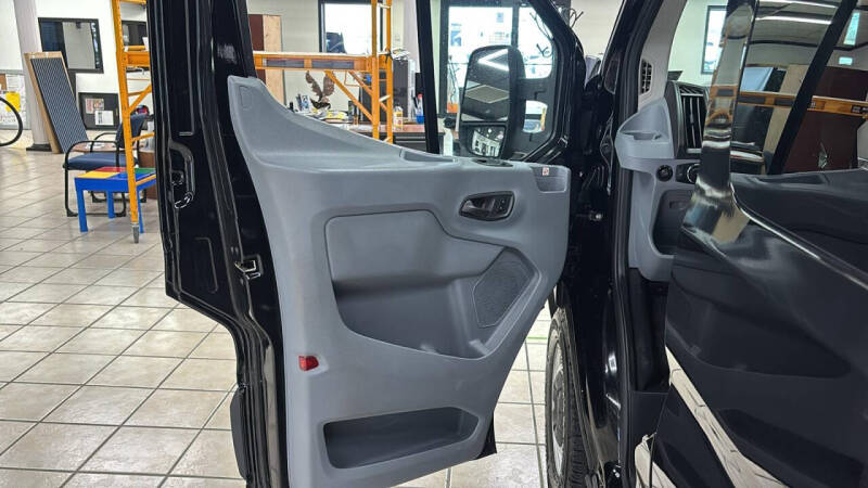 2019 Ford Transit
