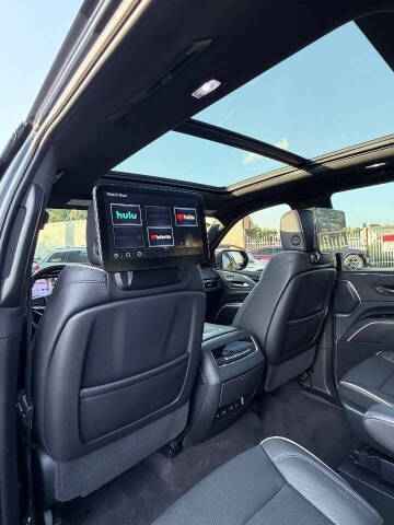 2023 Cadillac Escalade Sport