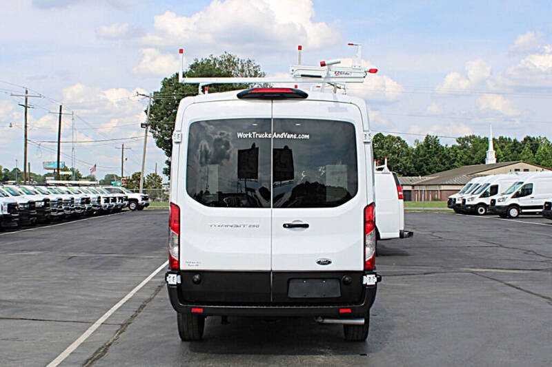 2024 Ford Transit 250