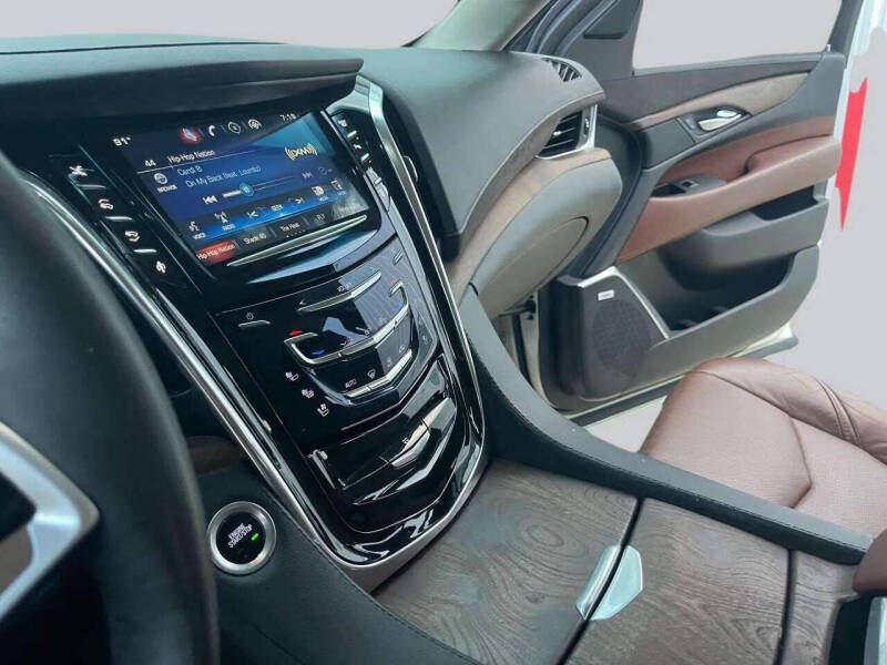 2015 Cadillac Escalade Premium