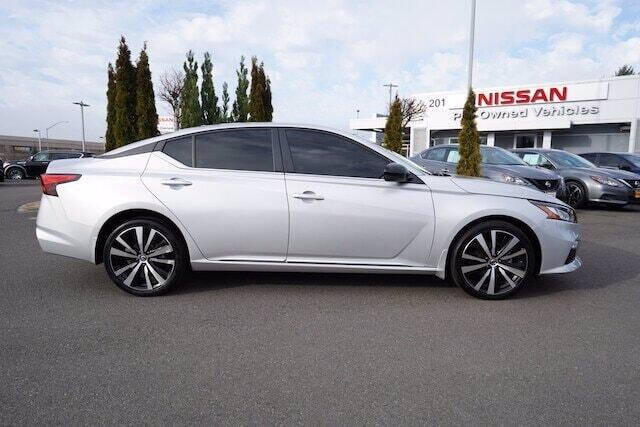 2020 Nissan Altima 2.5 SR