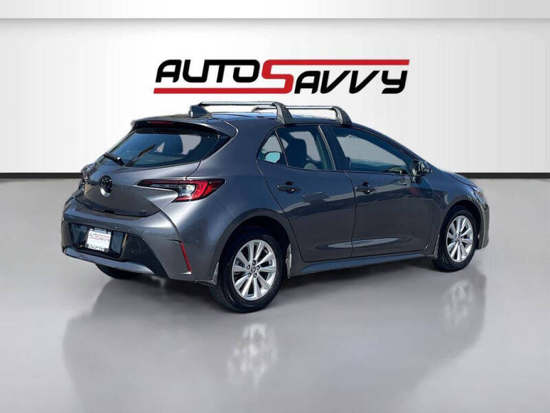 2025 Toyota Corolla Hatchback SE