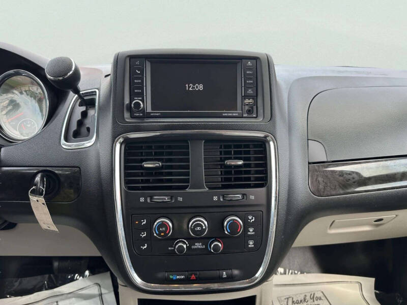 2017 Dodge Grand Caravan SE