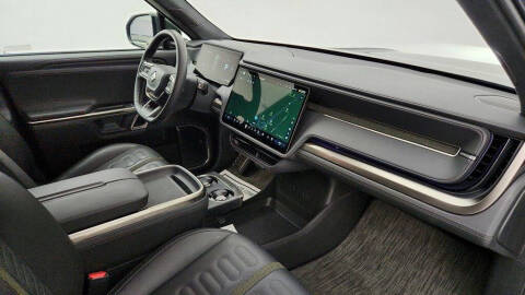 2023 Rivian R1S Adventure