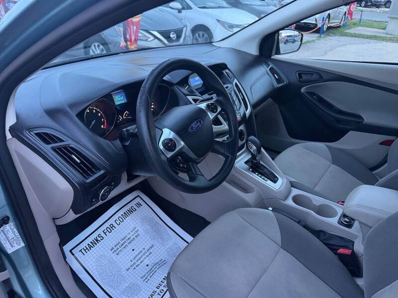 2012 Ford Focus SE