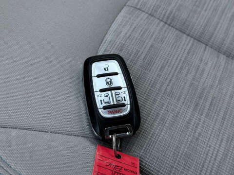 2018 Chrysler Pacifica Hybrid Touring Plus
